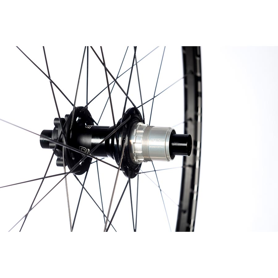 Stans No Tubes, Podium SRD, Wheel, Rear, 29'' / 622, Holes: 28, 12mm TA, 148mm, Disc IS 6-bolt, SRAM XD-R
